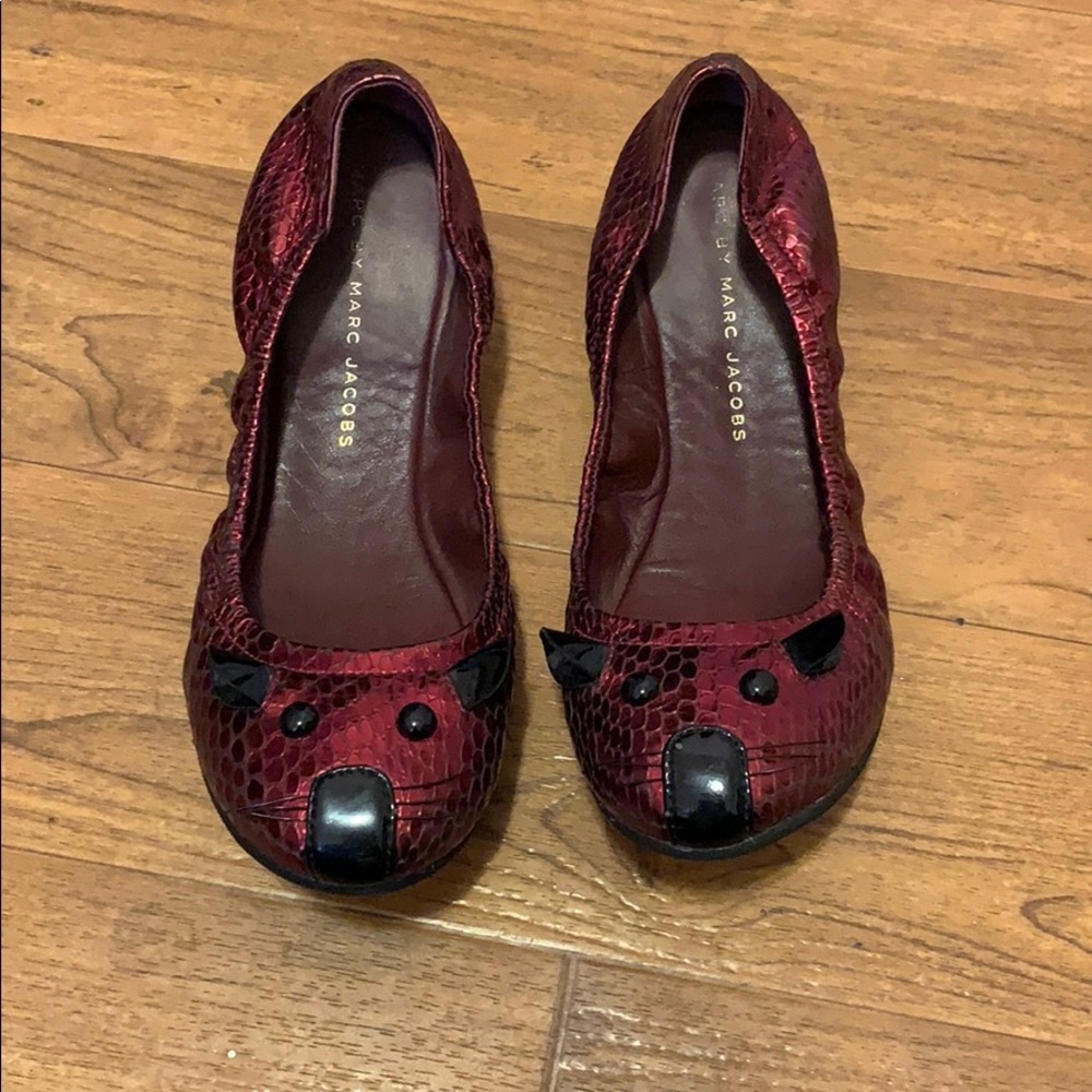 Marc jacobs burgundy mouse shoes size 35